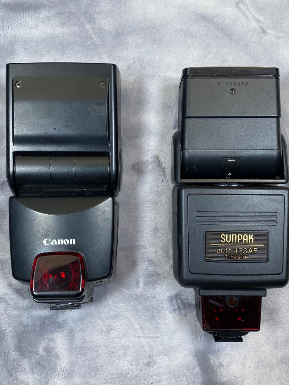 Canon EOS Flash Pair - Used on Canon EOS A2E, Elan, and Rebel